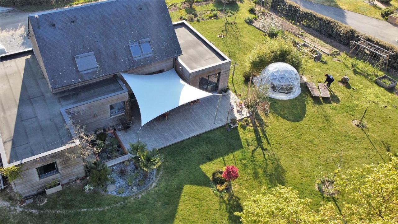 L'Oustaou Du Bodo Bed and Breakfast Ambon Buitenkant foto