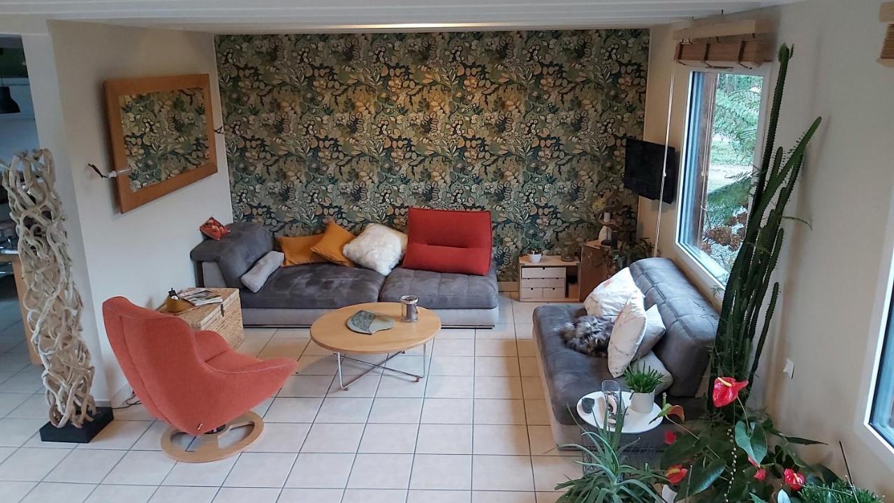 L'Oustaou Du Bodo Bed and Breakfast Ambon Buitenkant foto